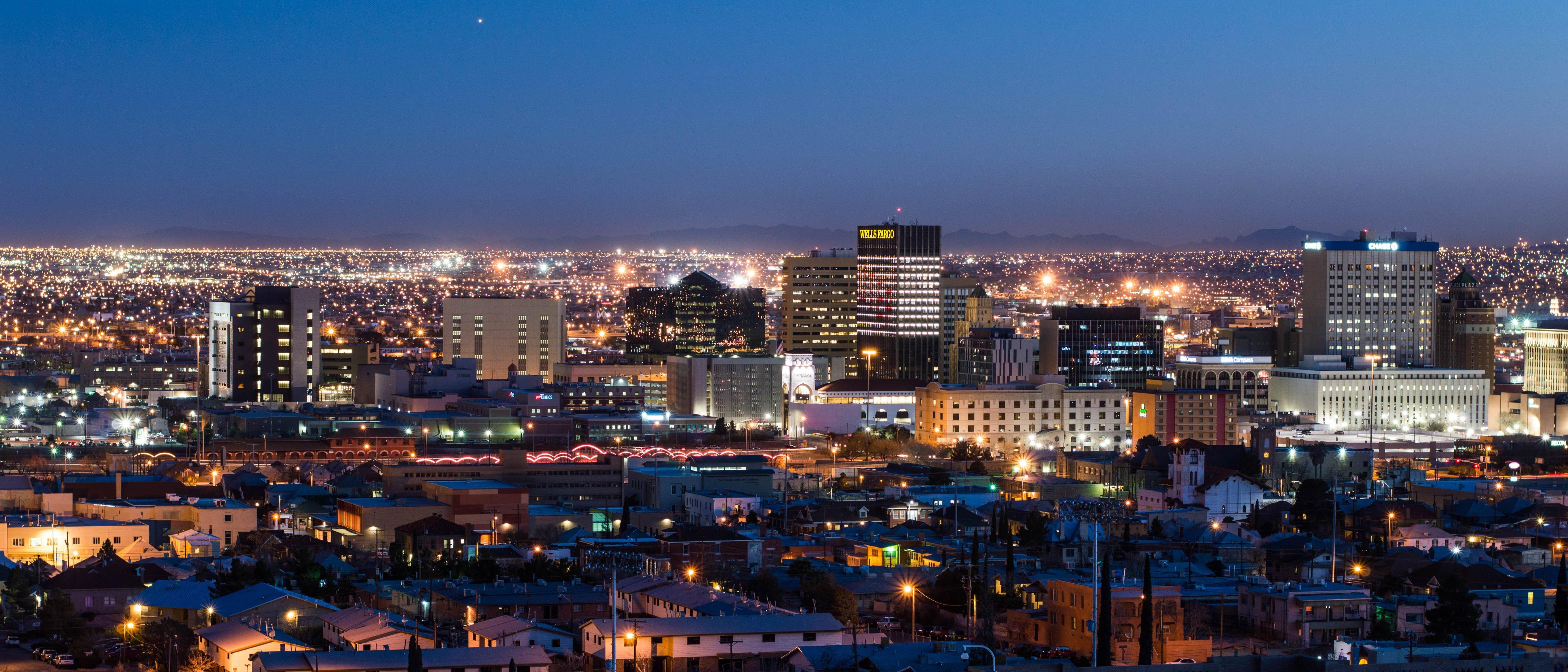 Holiday Inn Express El Paso-Central By Ihg Exterior foto